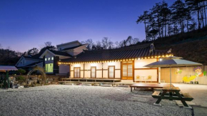 Gangneung ggabinejip hanok pension